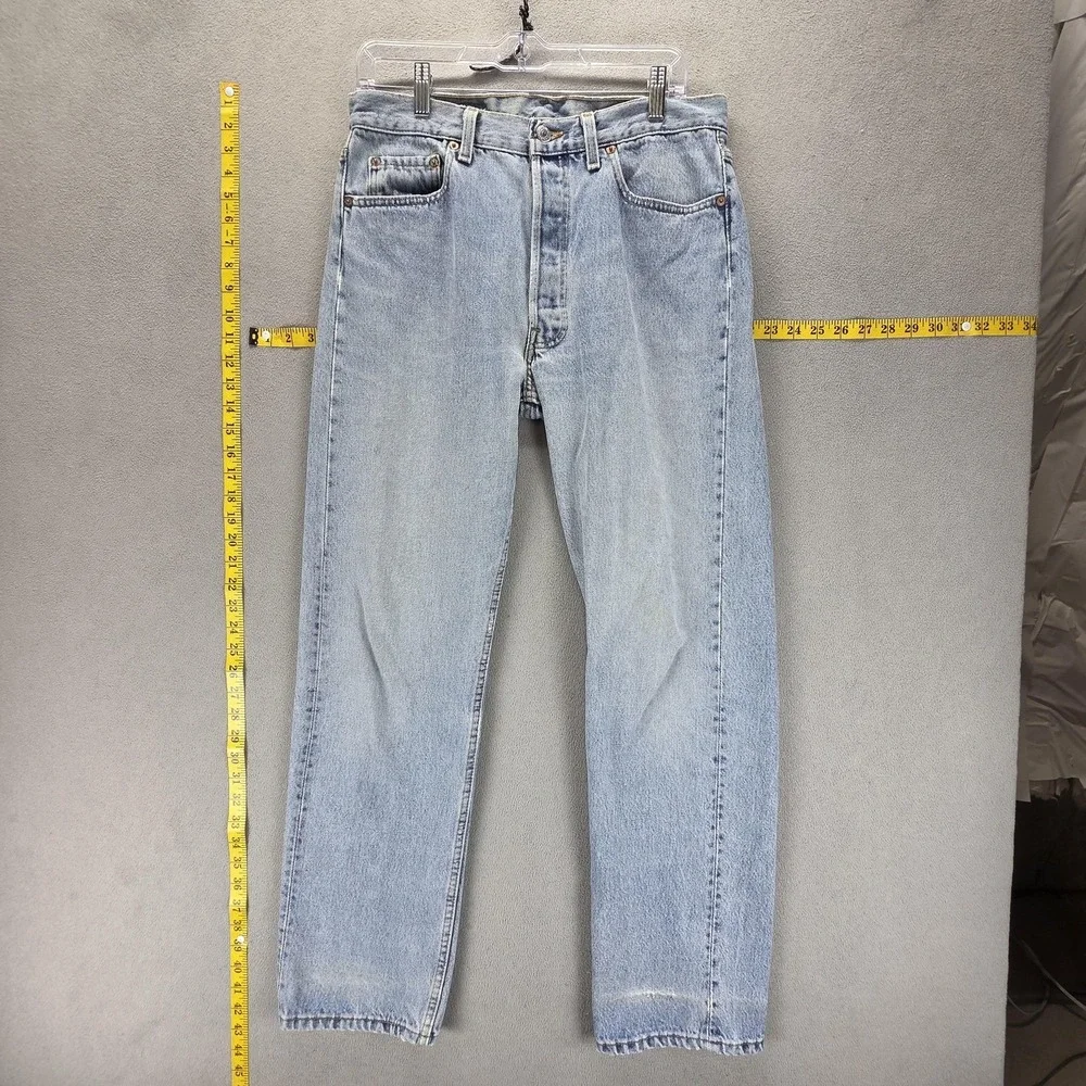 Vintage Levis 501 Jeans Mens Blue Light Wash Made In USA Button Fly Fits 30x30
